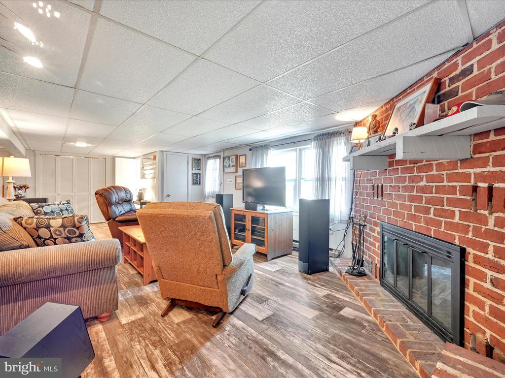 137 EDGEWOOD DRIVE
