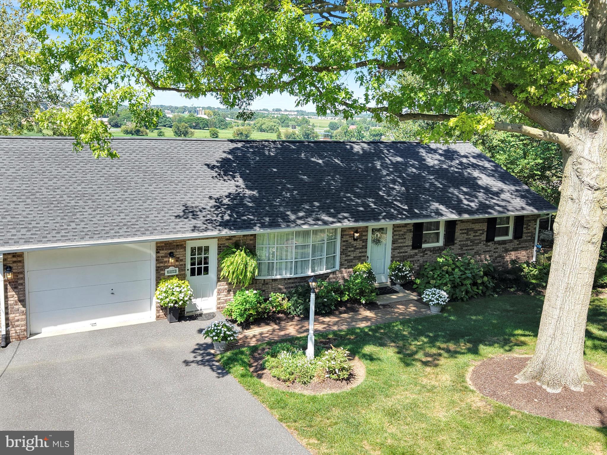 137 EDGEWOOD DRIVE