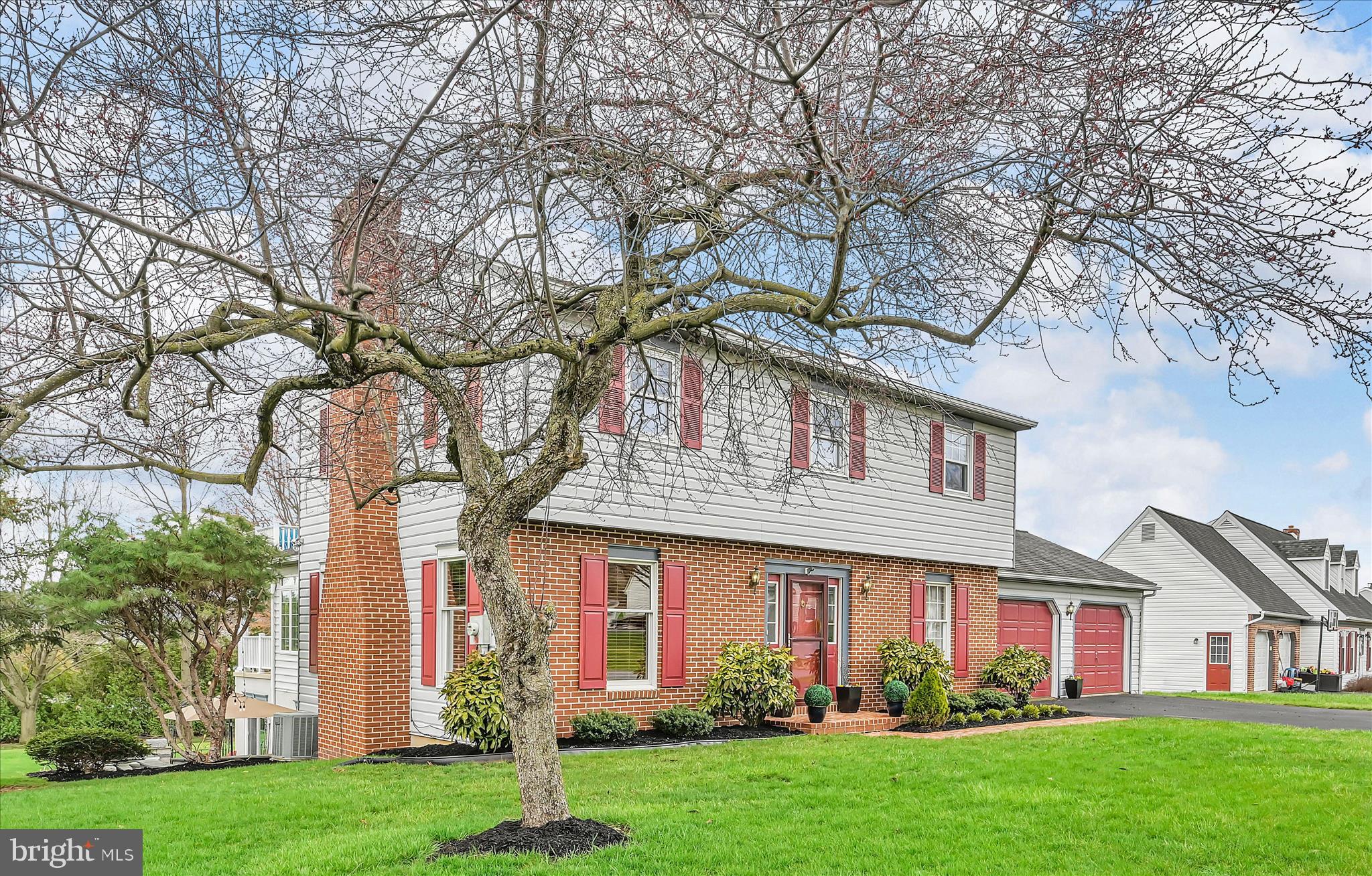 1484 CONESTOGA VIEW DRIVE