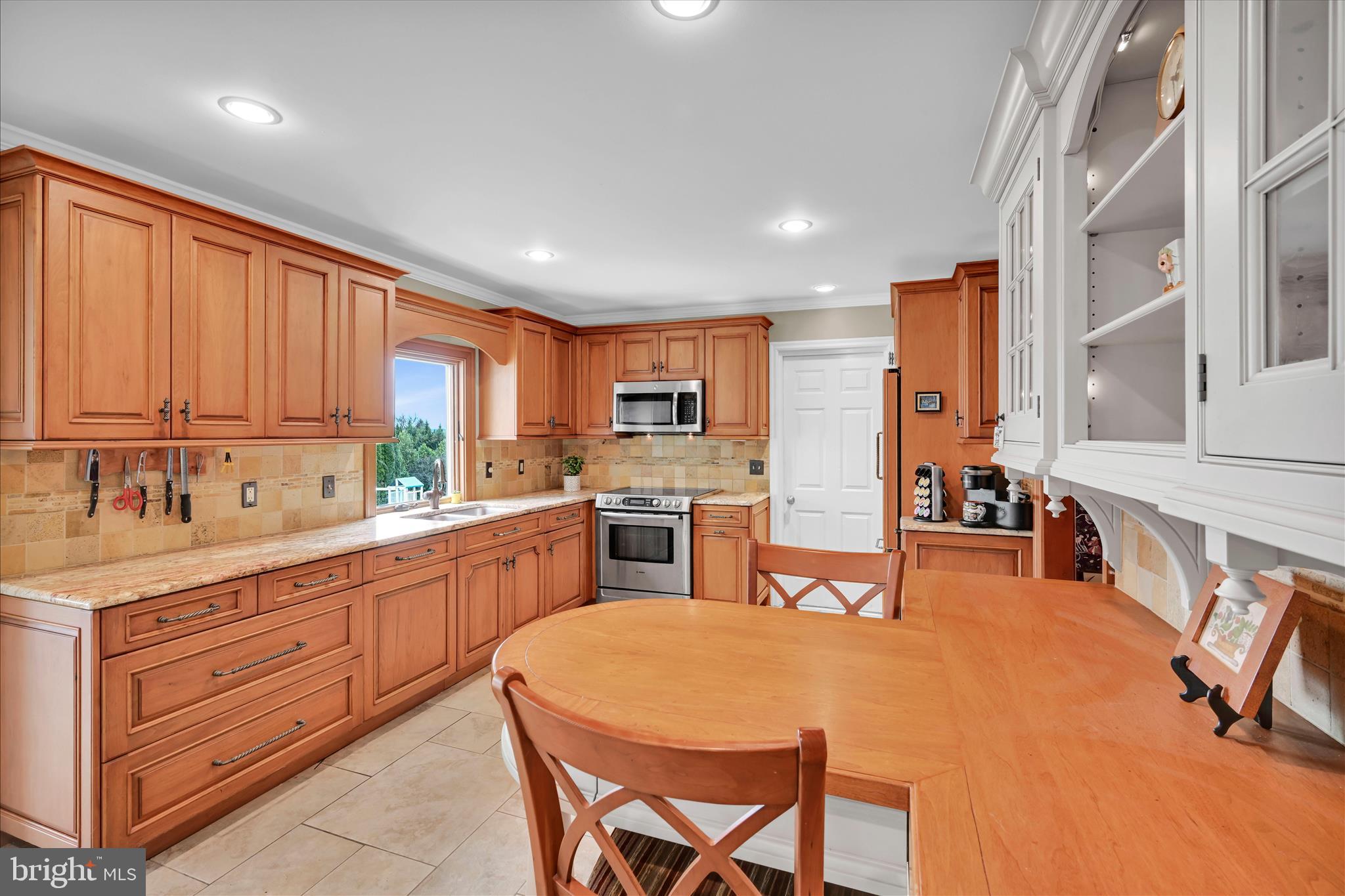 1484 CONESTOGA VIEW DRIVE