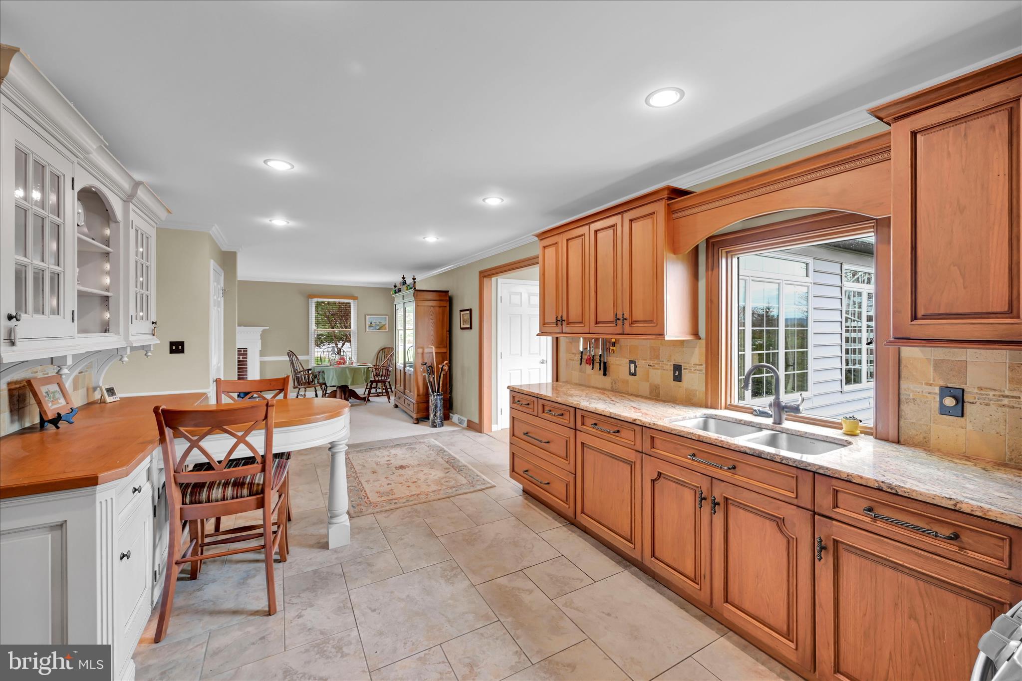 1484 CONESTOGA VIEW DRIVE