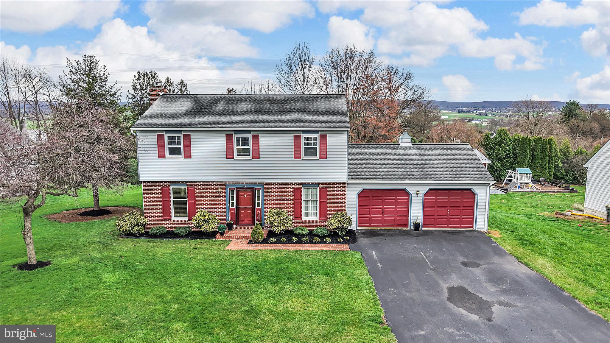 1484 CONESTOGA VIEW DRIVE