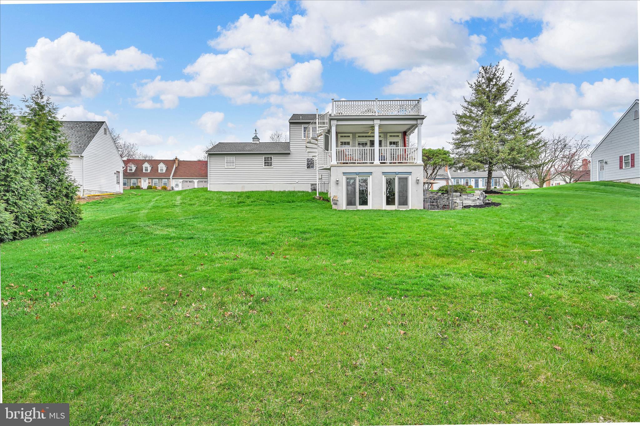 1484 CONESTOGA VIEW DRIVE