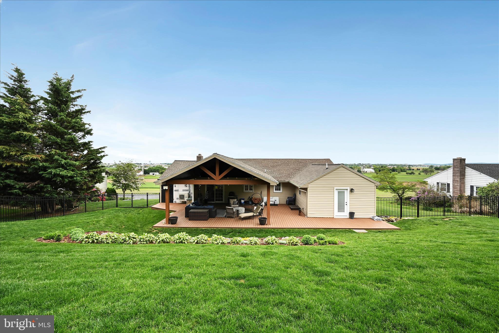230 EDGEWOOD DRIVE