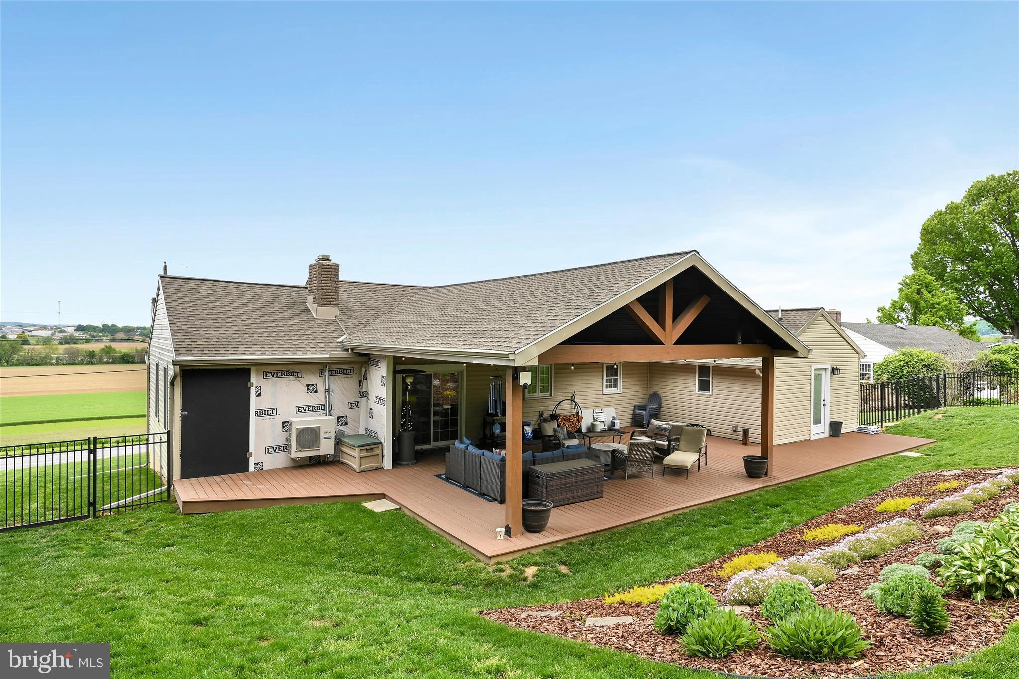 230 EDGEWOOD DRIVE