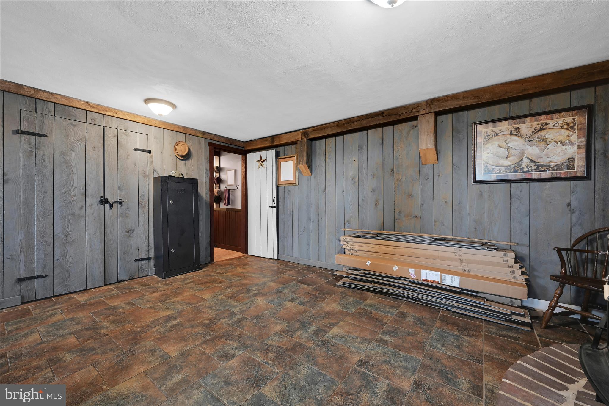 230 EDGEWOOD DRIVE