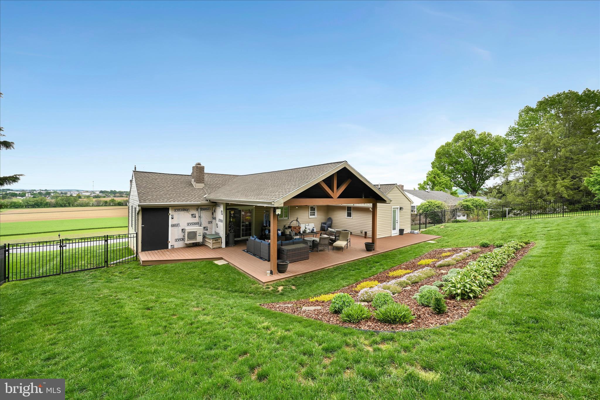 230 EDGEWOOD DRIVE