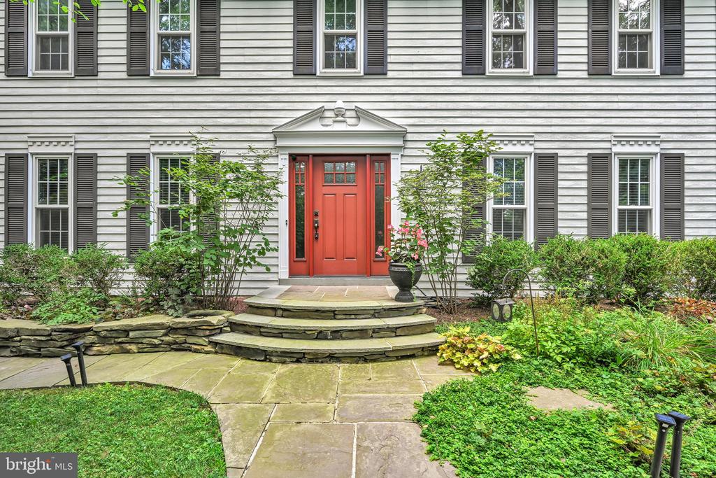 14 CONESTOGA WOODS ROAD