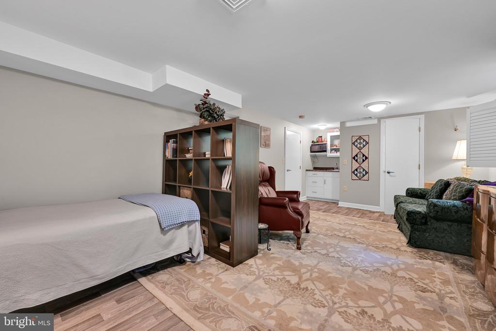 14 CONESTOGA WOODS ROAD