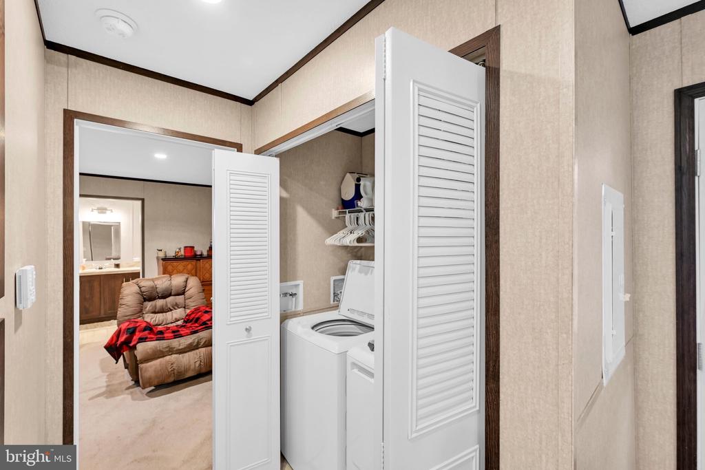 1395 BOWMANSVILLE ROAD Unit: 17