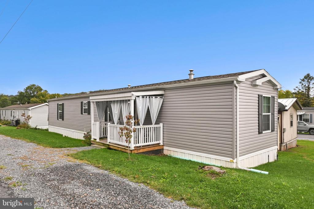 1395 BOWMANSVILLE ROAD Unit: 17