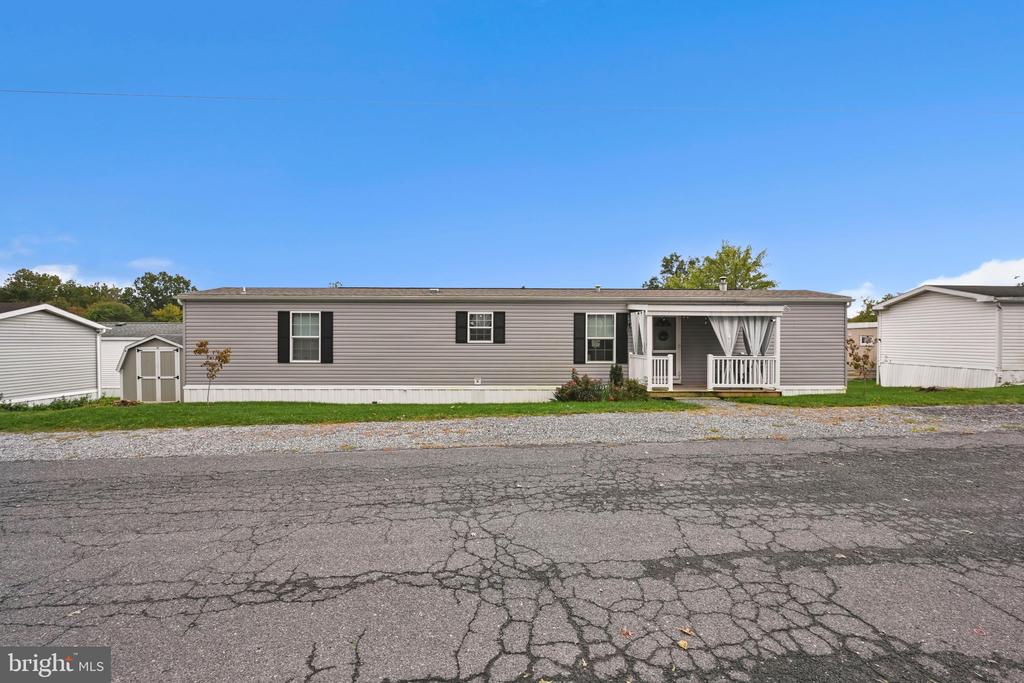 1395 BOWMANSVILLE ROAD Unit: 17