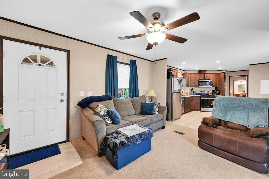 1395 BOWMANSVILLE ROAD Unit: 17