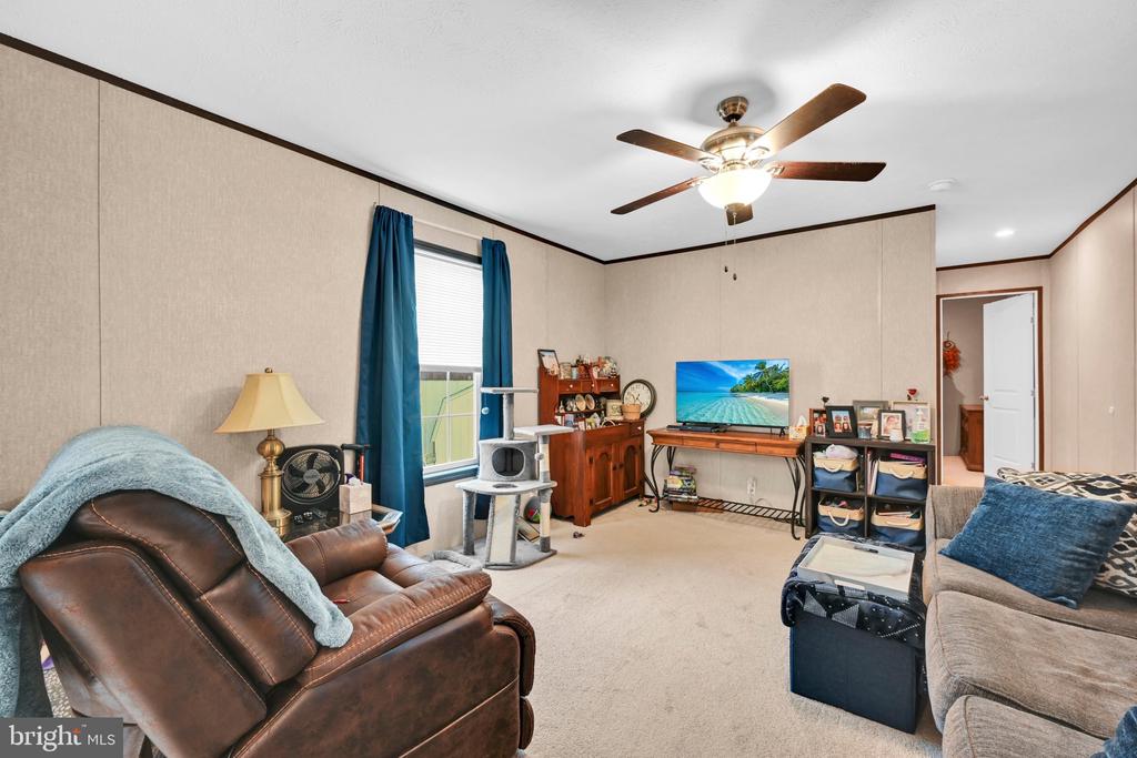 1395 BOWMANSVILLE ROAD Unit: 17