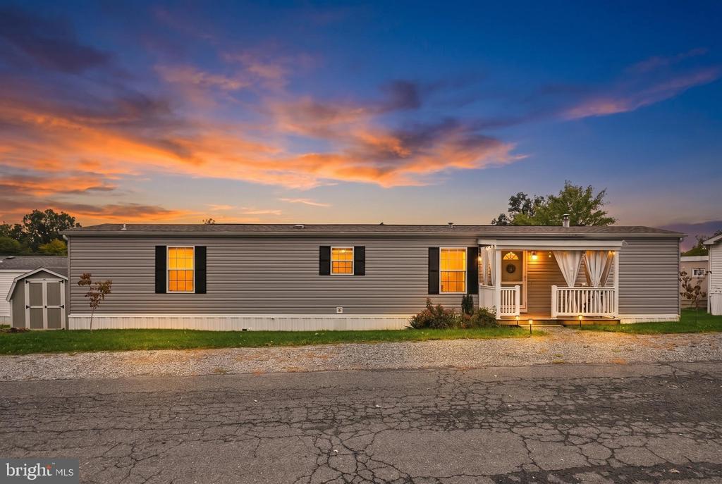 1395 BOWMANSVILLE ROAD Unit: 17