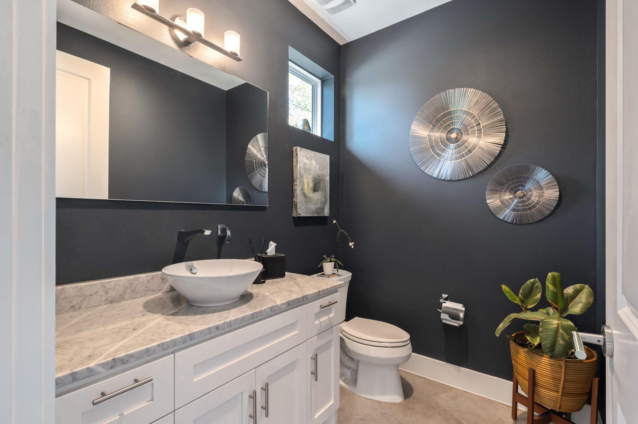 308 W North Loop BLVD # 1