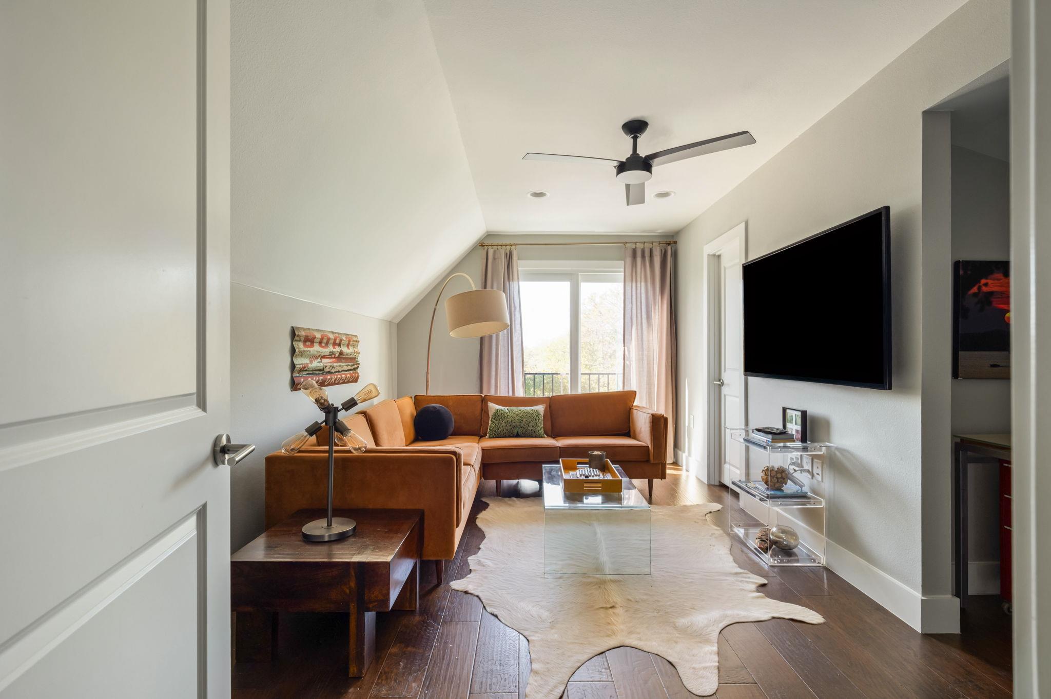 308 W North Loop BLVD # 1
