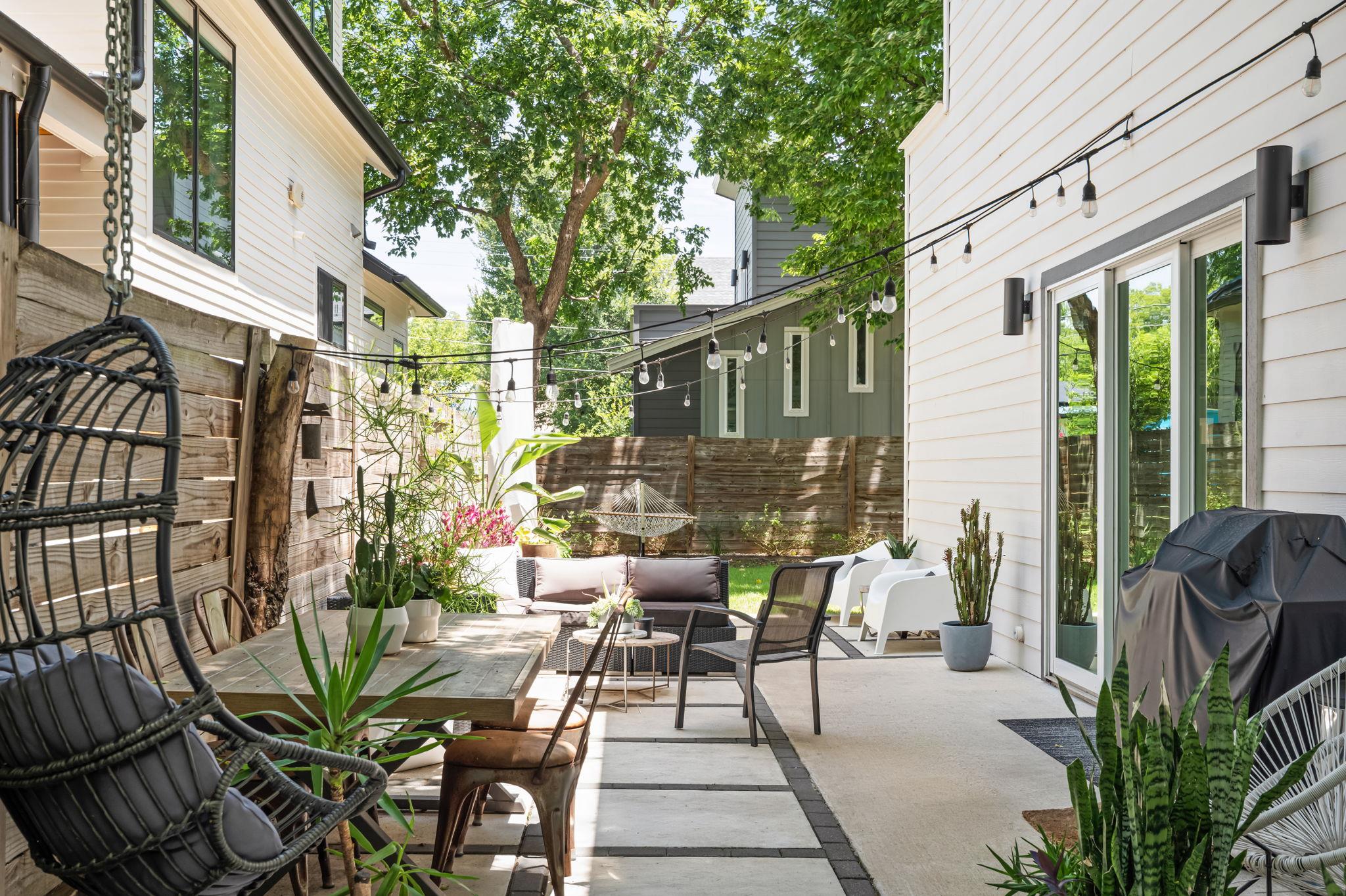 308 W North Loop BLVD # 1