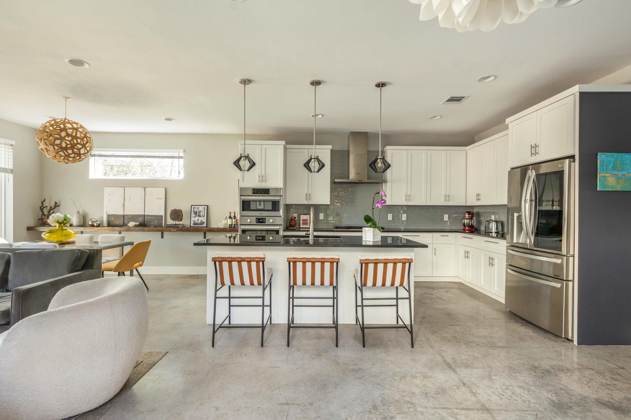 308 W North Loop BLVD # 1