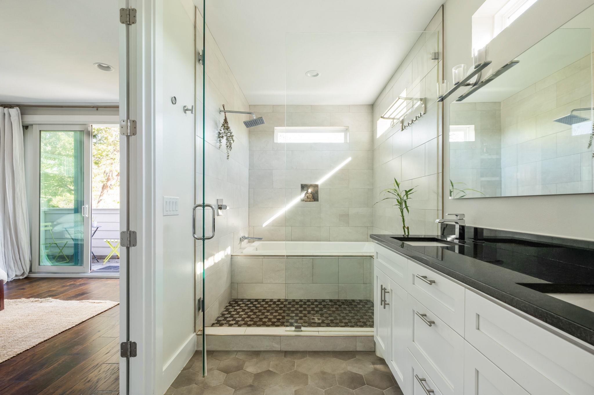 308 W North Loop BLVD # 1
