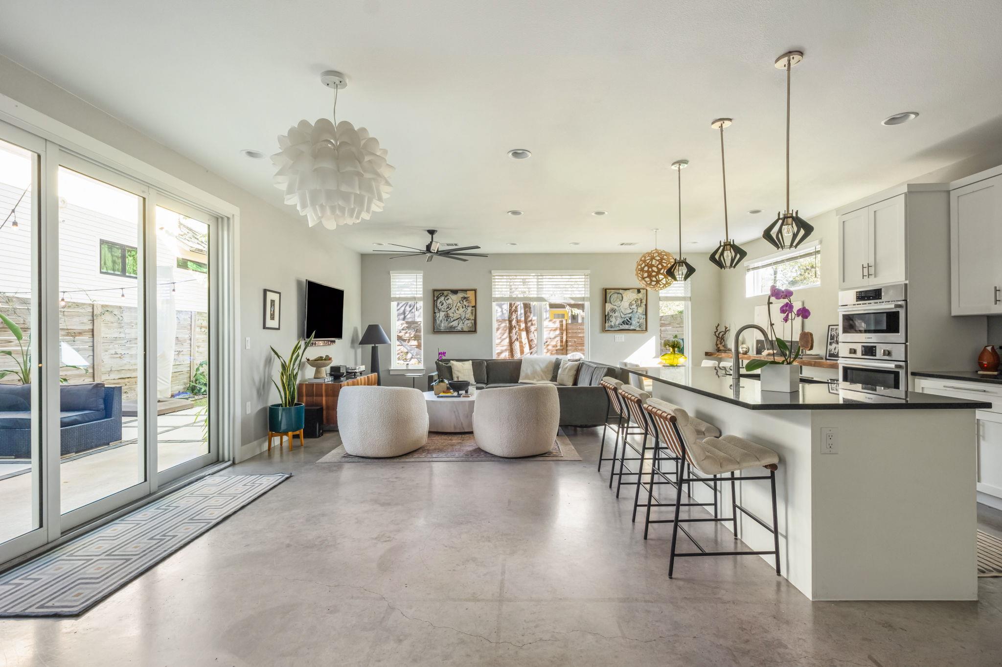 308 W North Loop BLVD # 1