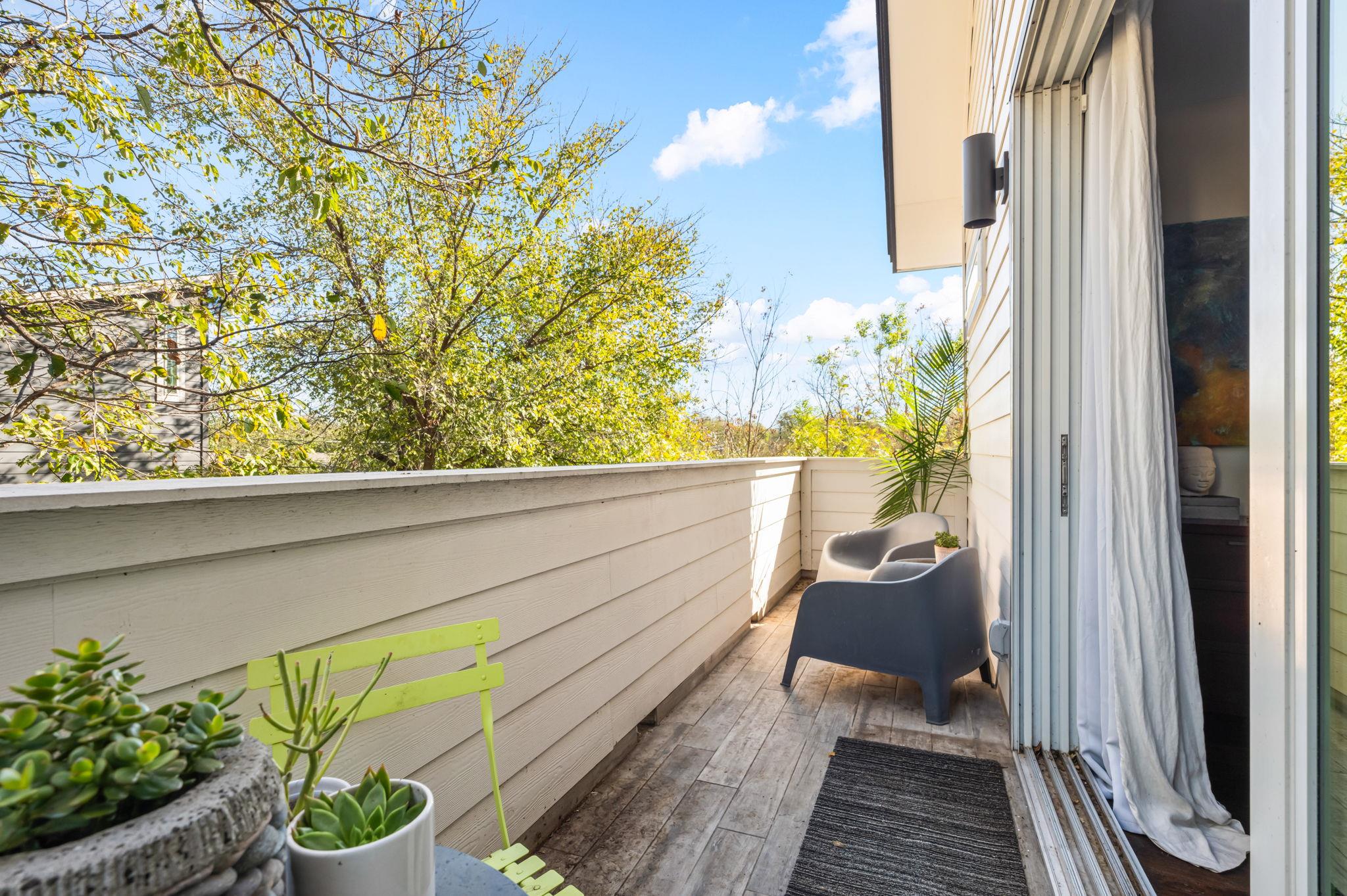 308 W North Loop BLVD # 1