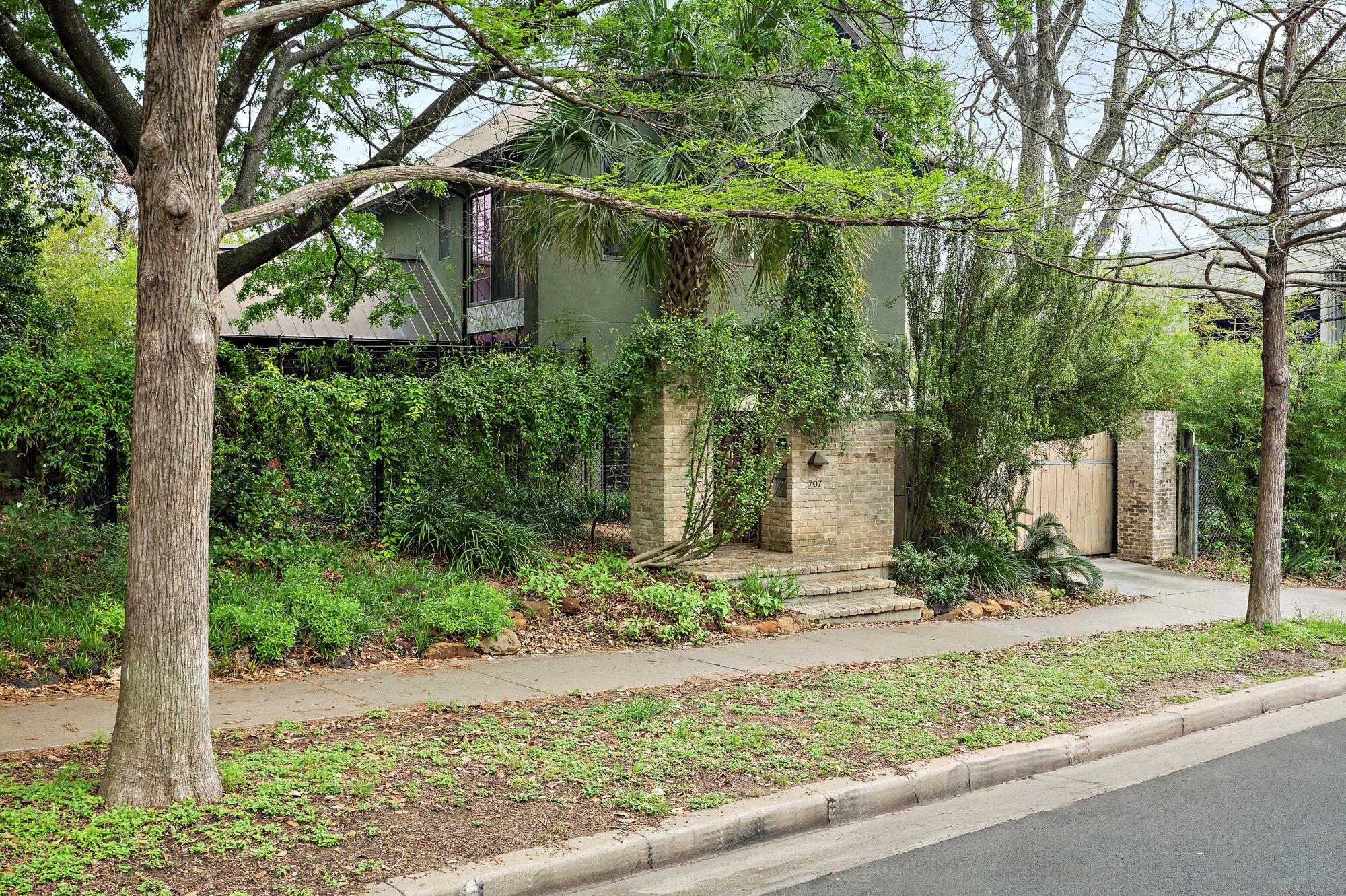 707 San Marcos ST