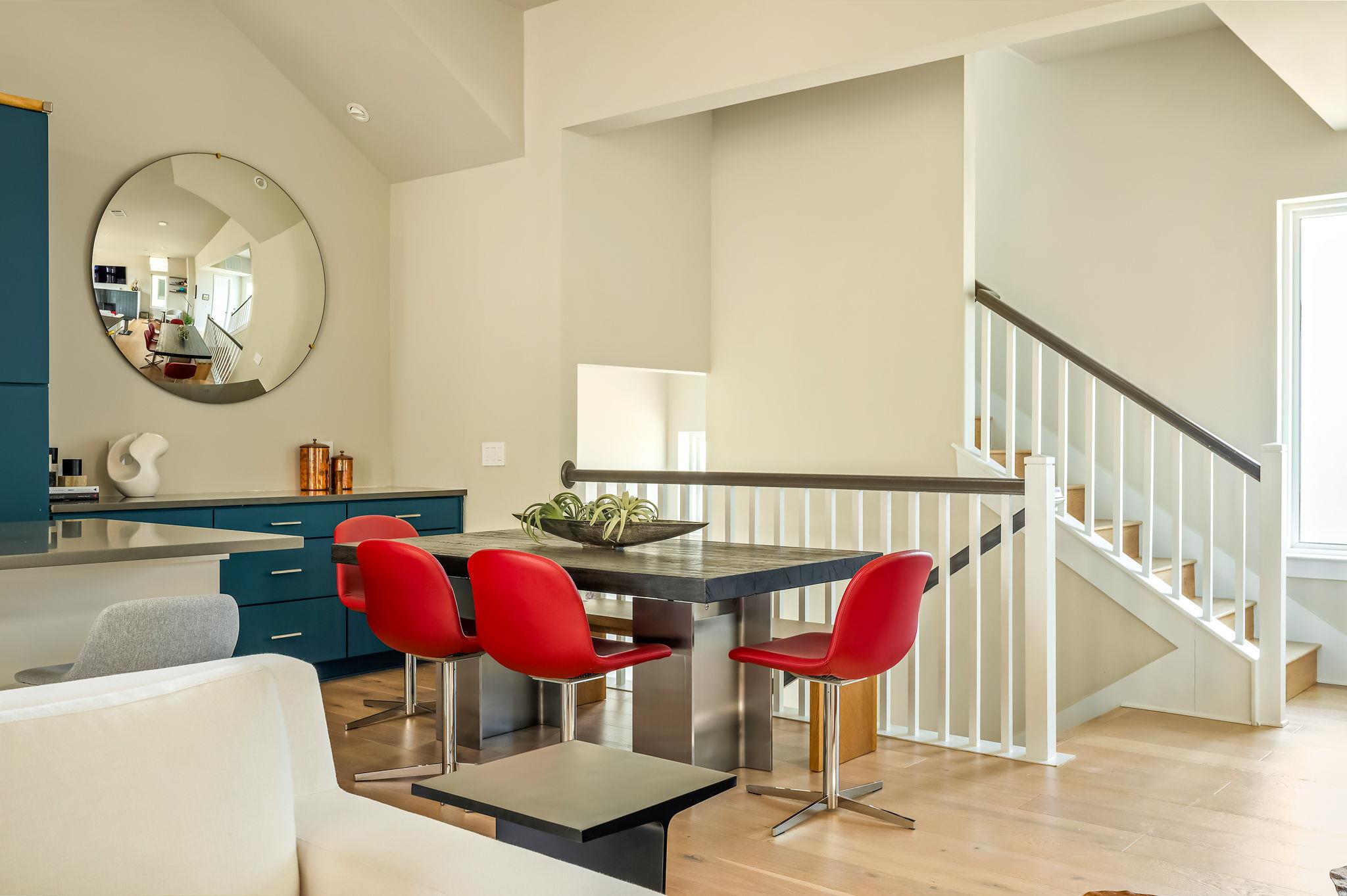 2300 Enfield RD # 302