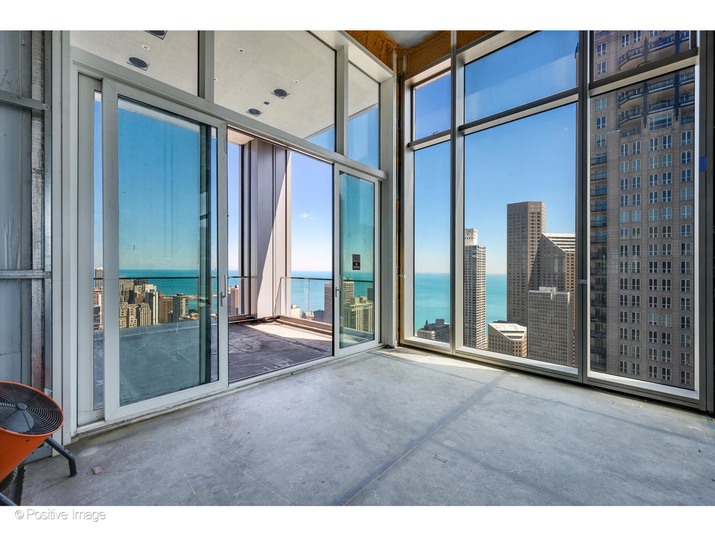 9 W Walton Street Unit: 3800