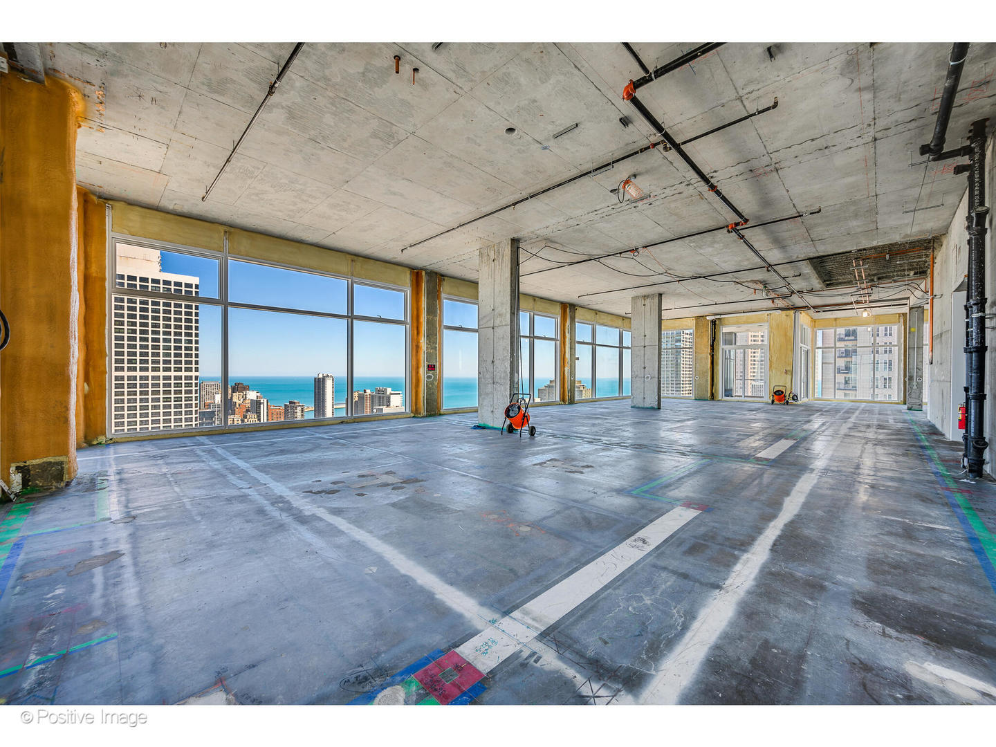 9 W Walton Street Unit: 3800