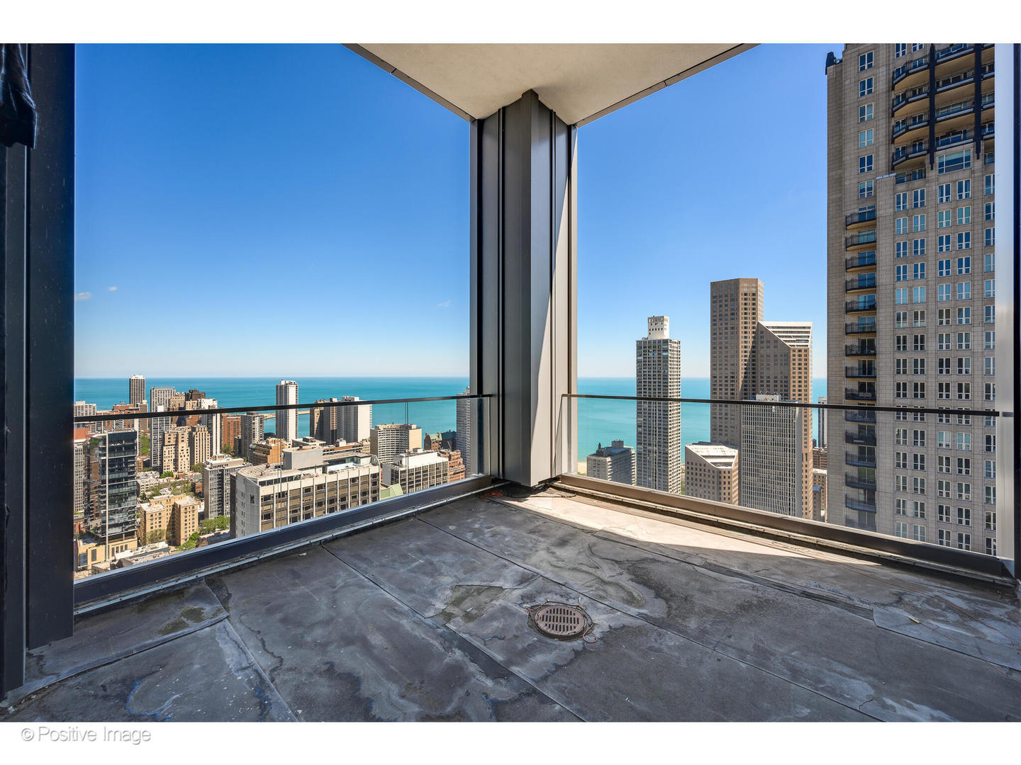 9 W Walton Street Unit: 3800