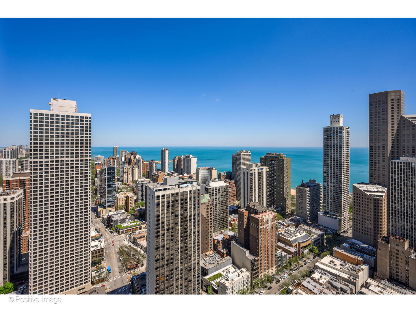 9 W Walton Street Unit: 3800