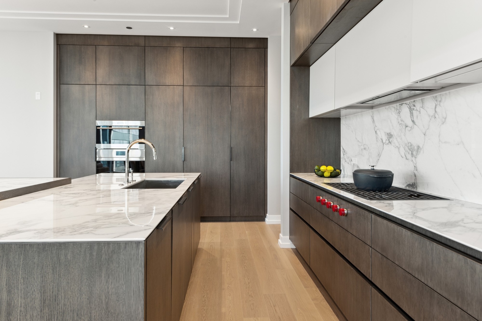 14 W Superior Street Unit: 4504