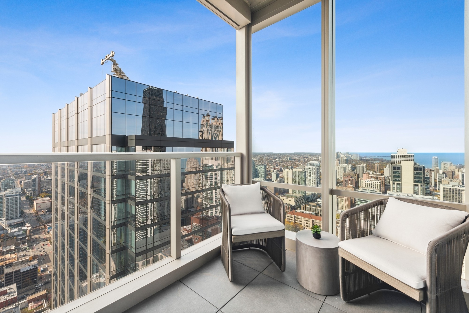 14 W Superior Street Unit: 4504