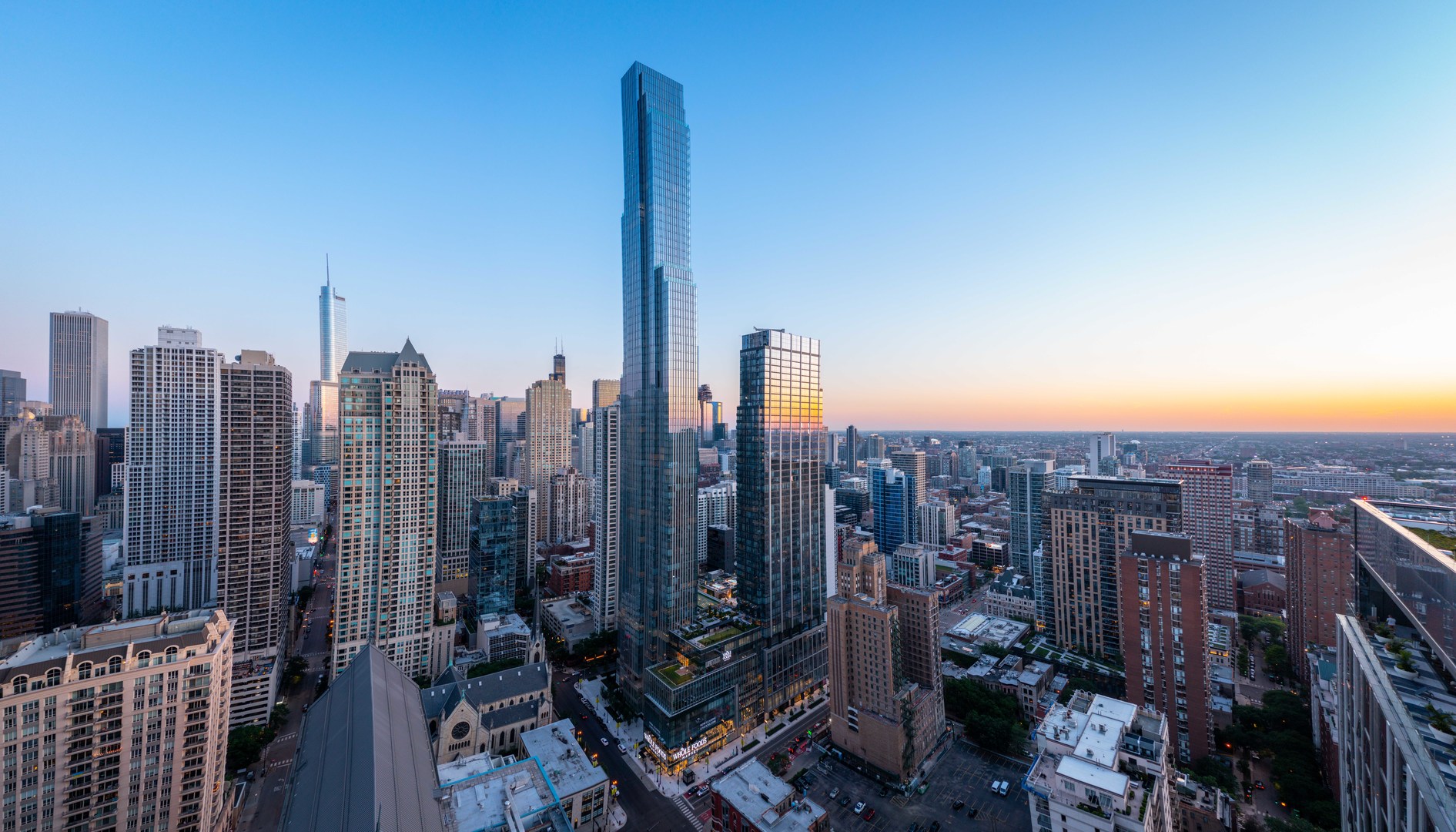 14 W Superior Street Unit: 4504