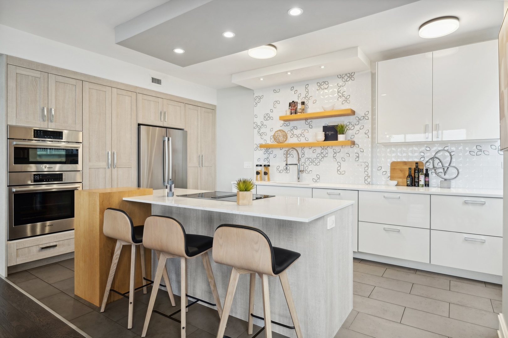 1000 N Lake Shore Plaza Unit: 12A