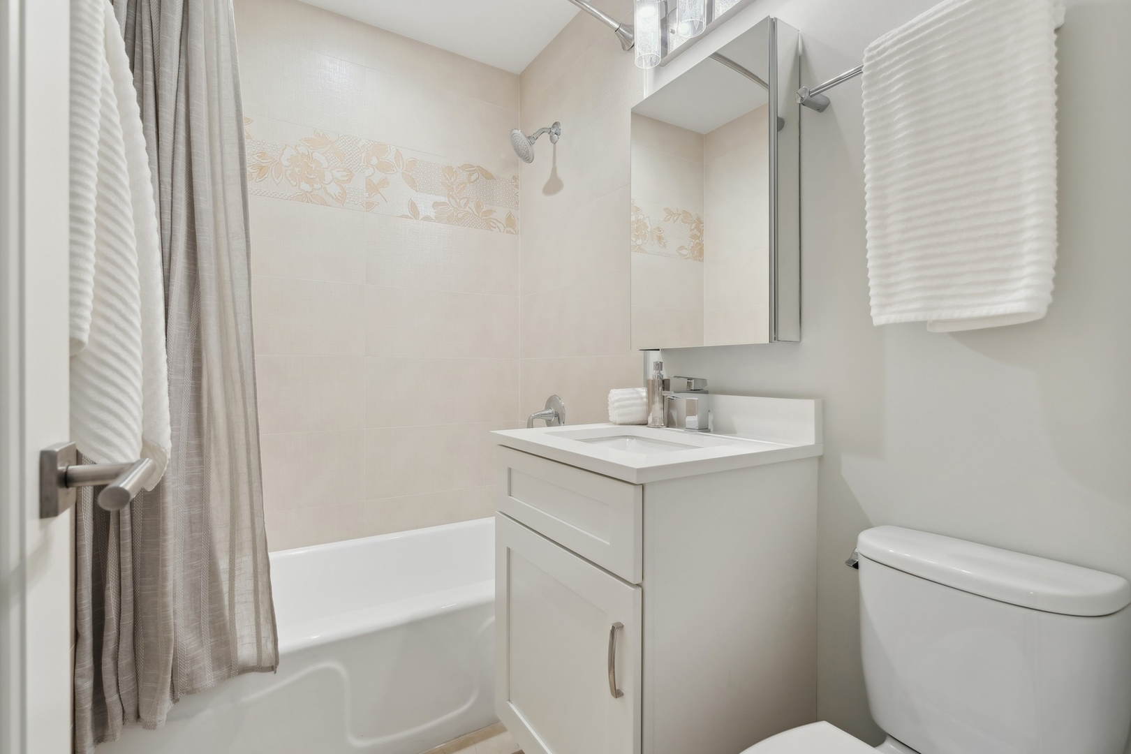 1000 N Lake Shore Plaza Unit: 12A