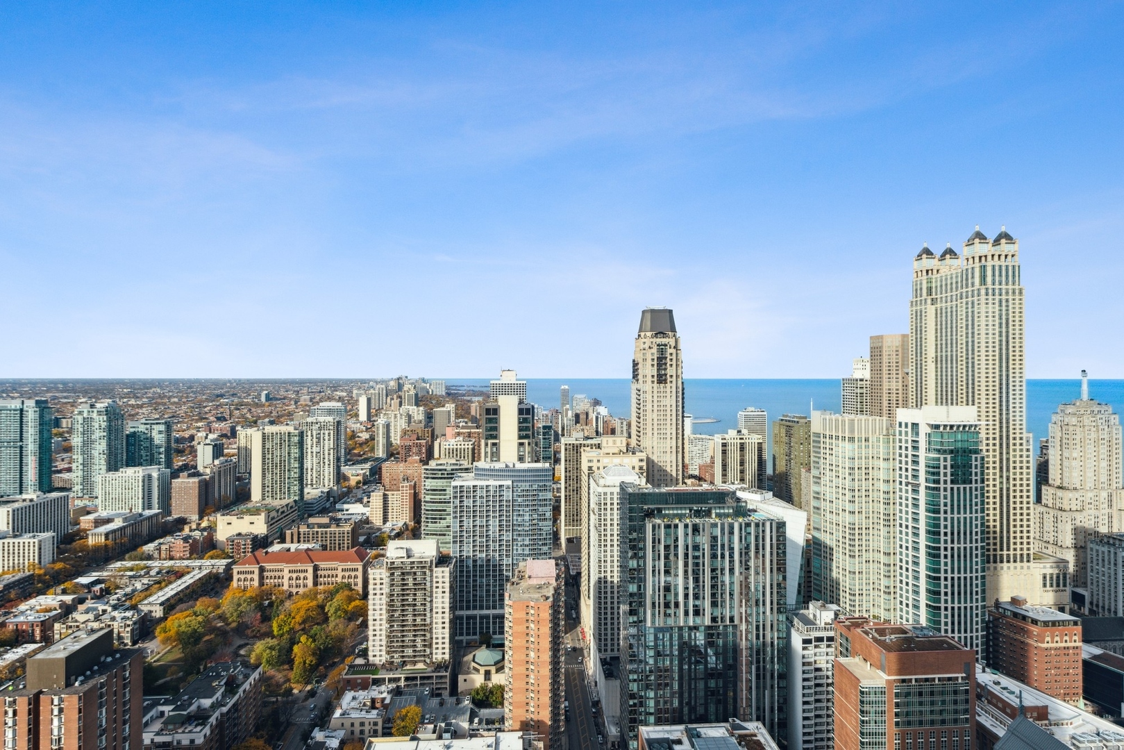 14 W Superior Street Unit: 4804