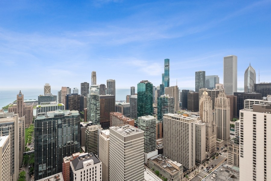 55 E Erie Street Unit: 5002