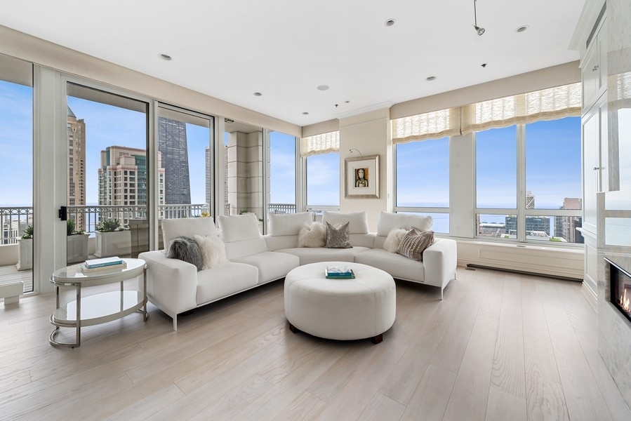 55 E Erie Street Unit: 5002