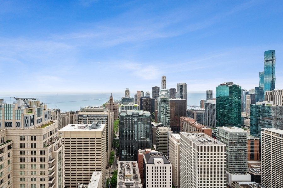 55 E Erie Street Unit: 5002