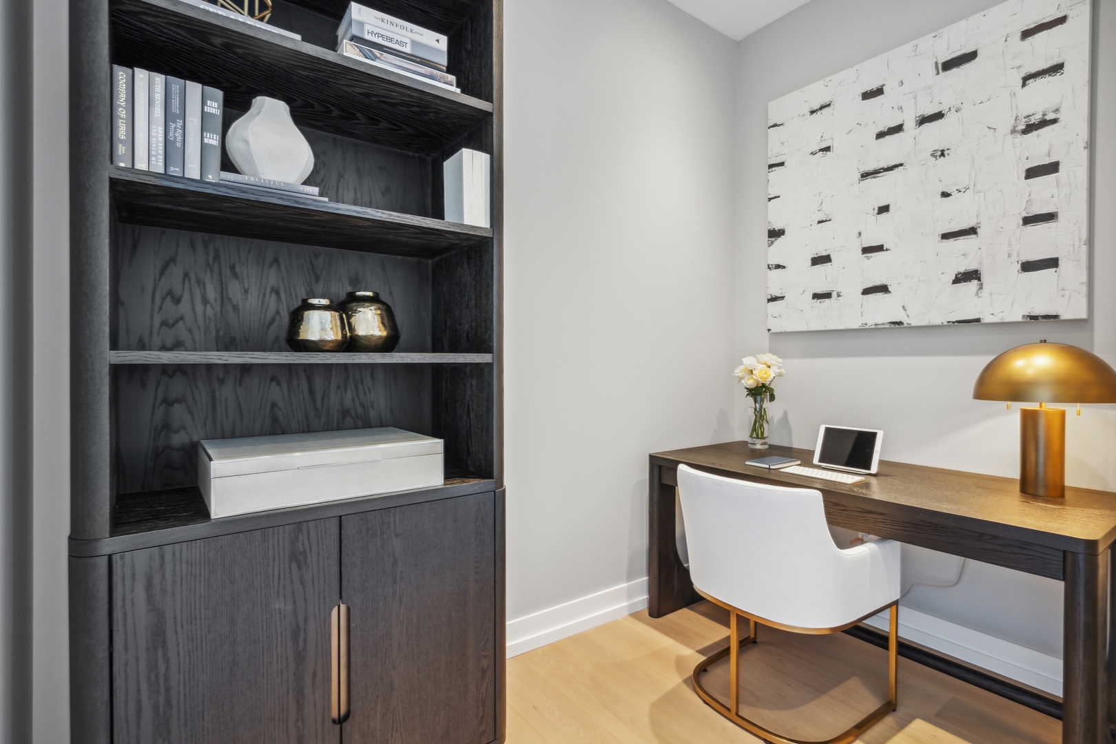 14 W Superior Street Unit: 4703