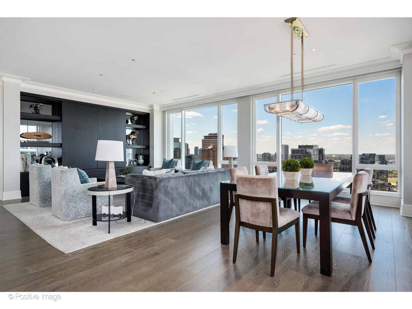 9 W Walton Street Unit: 2402