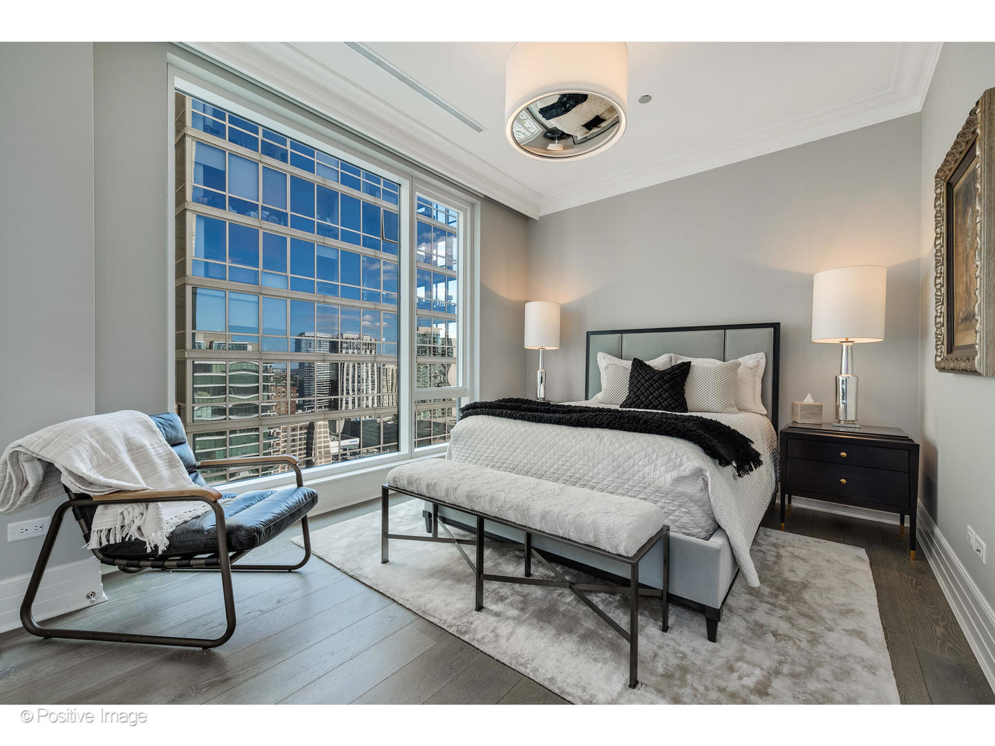 9 W Walton Street Unit: 2402