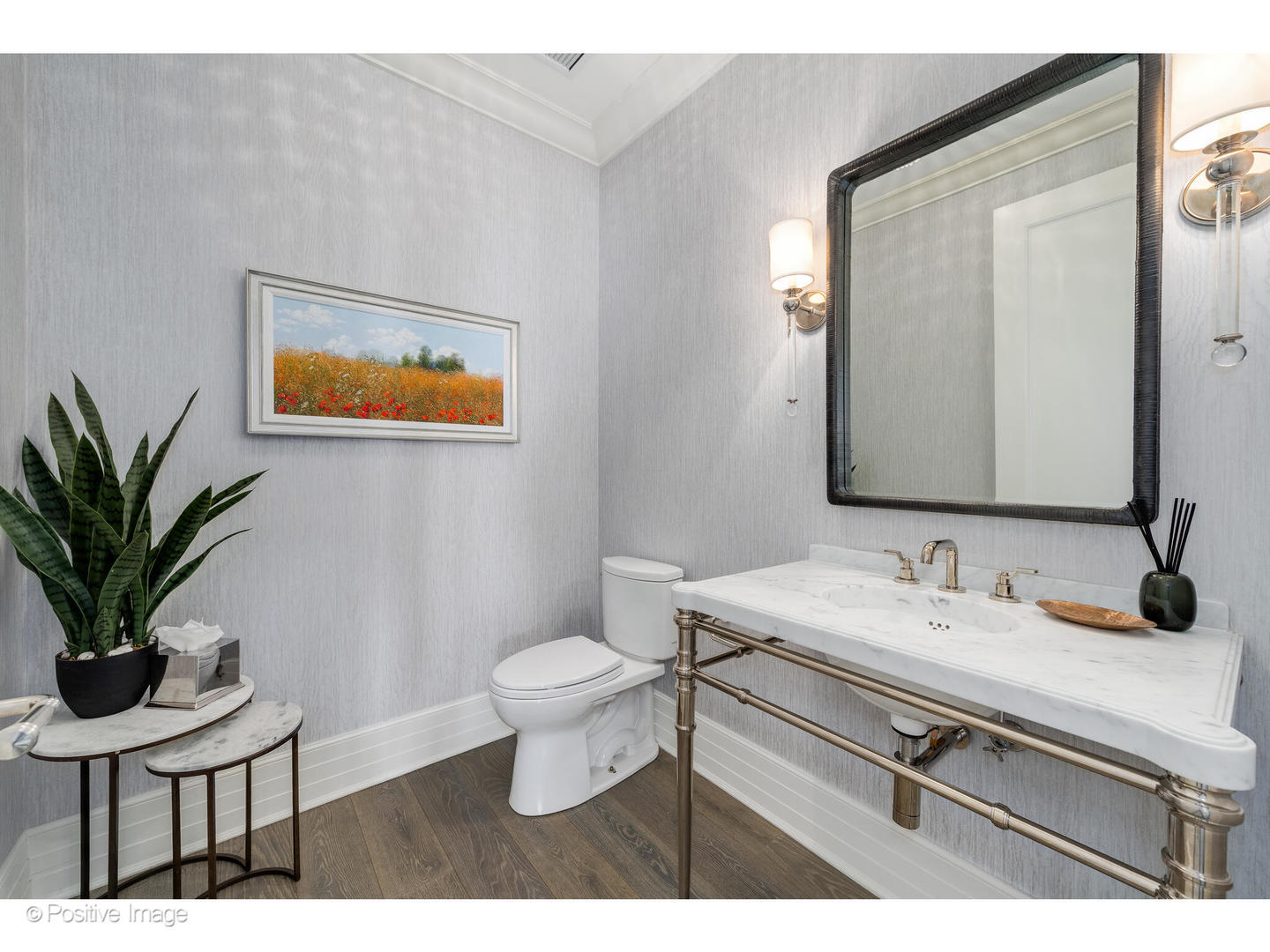 9 W Walton Street Unit: 2402