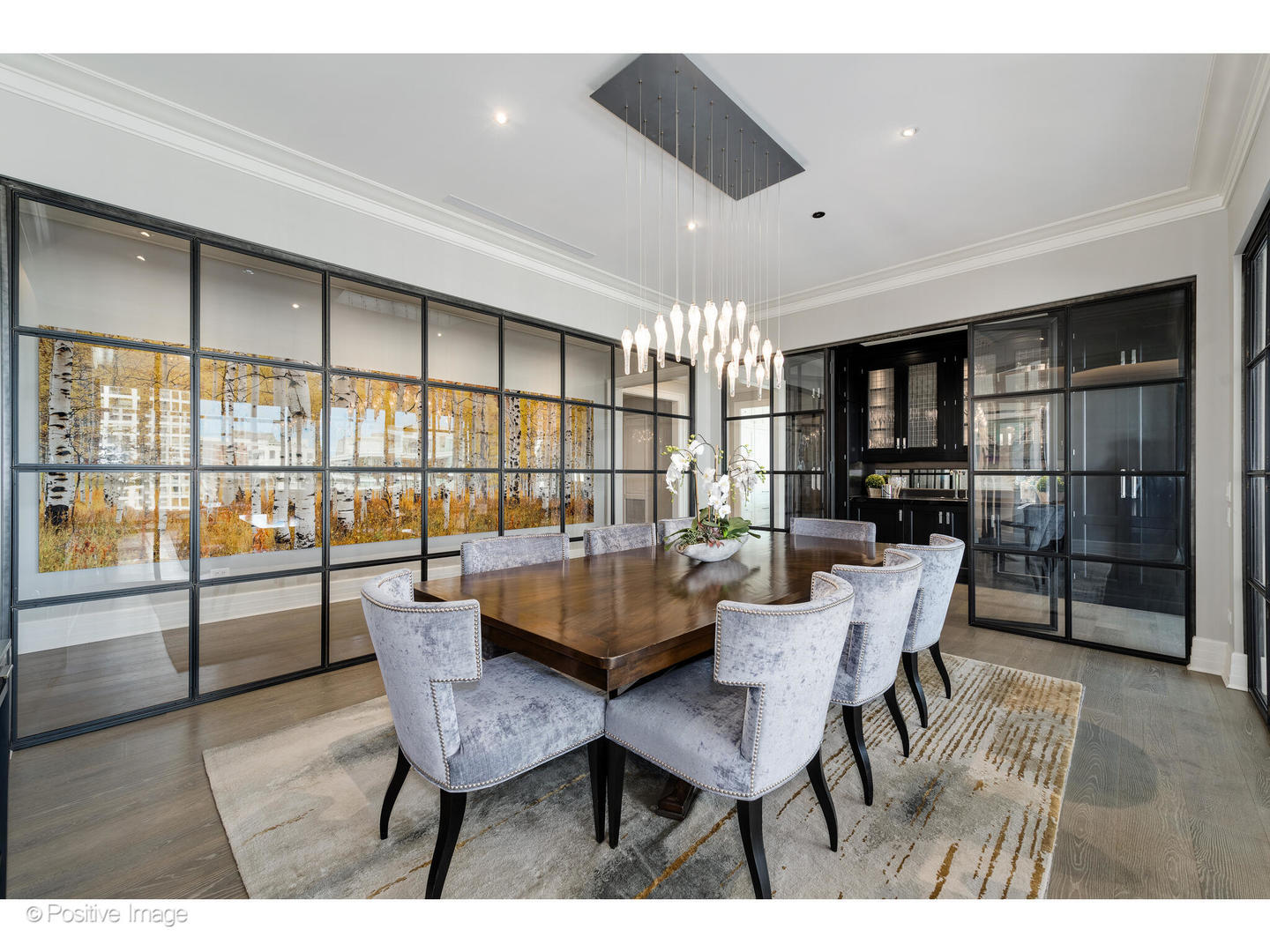 9 W Walton Street Unit: 2402
