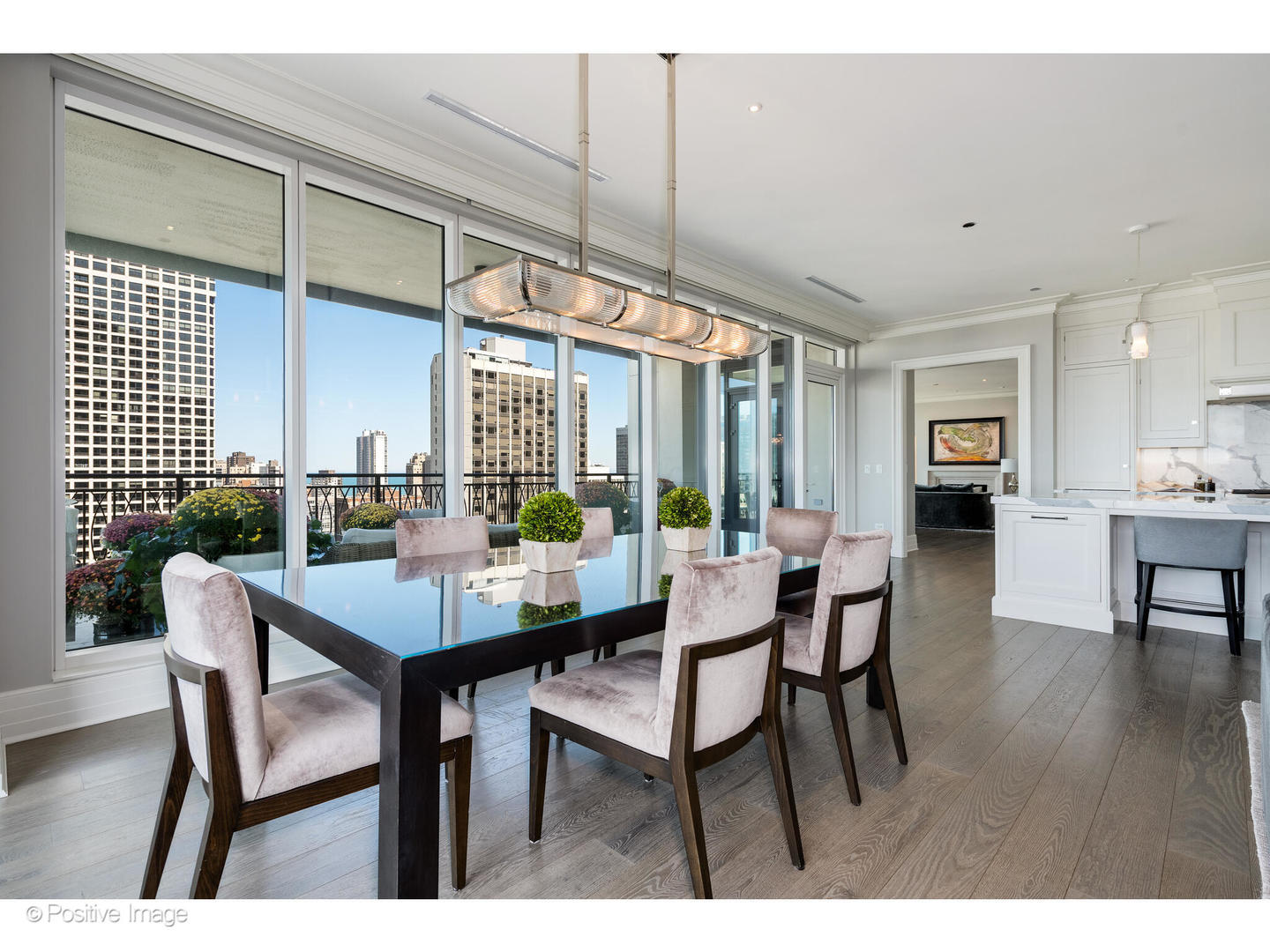 9 W Walton Street Unit: 2402