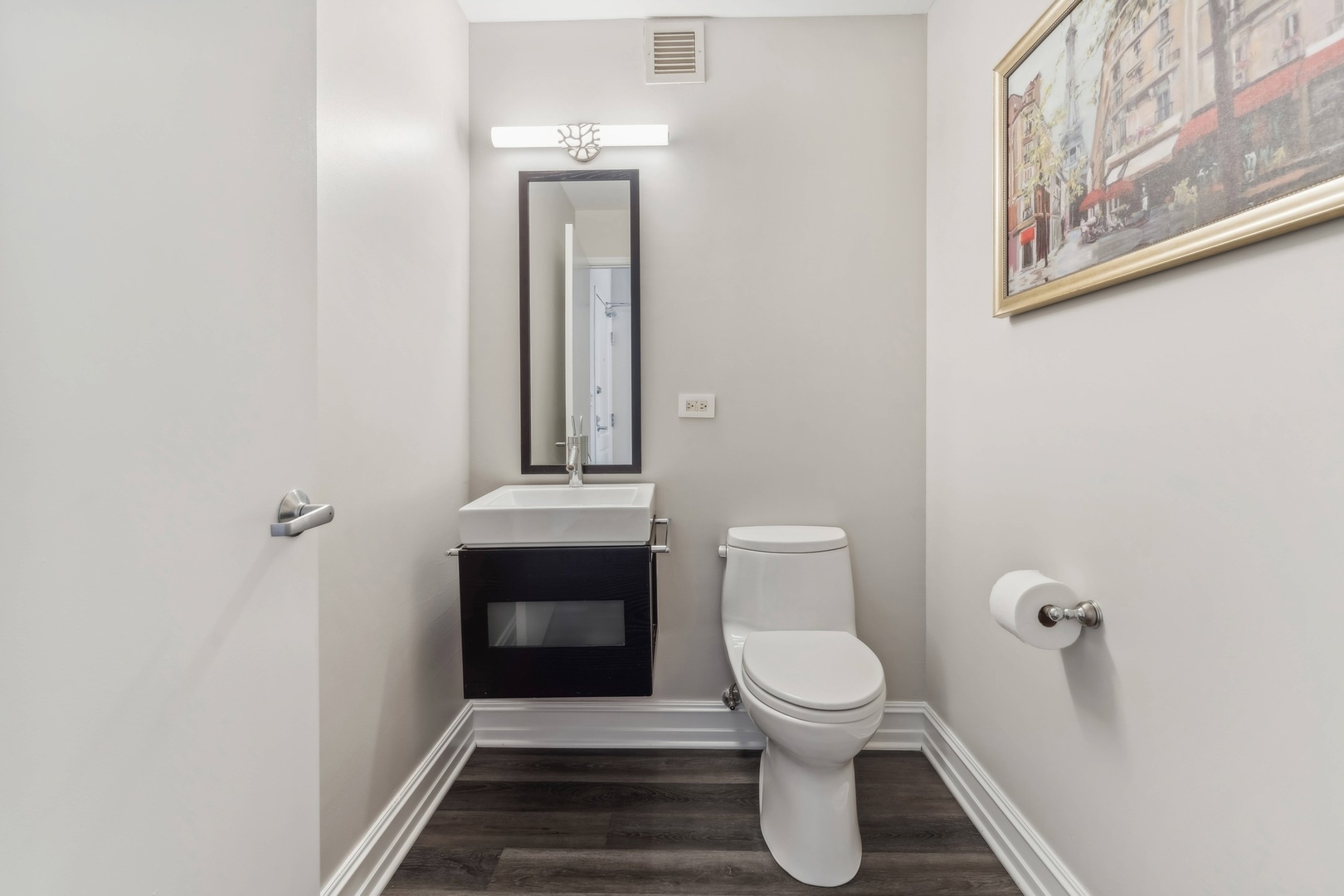 21 W CHESTNUT Street Unit: 803