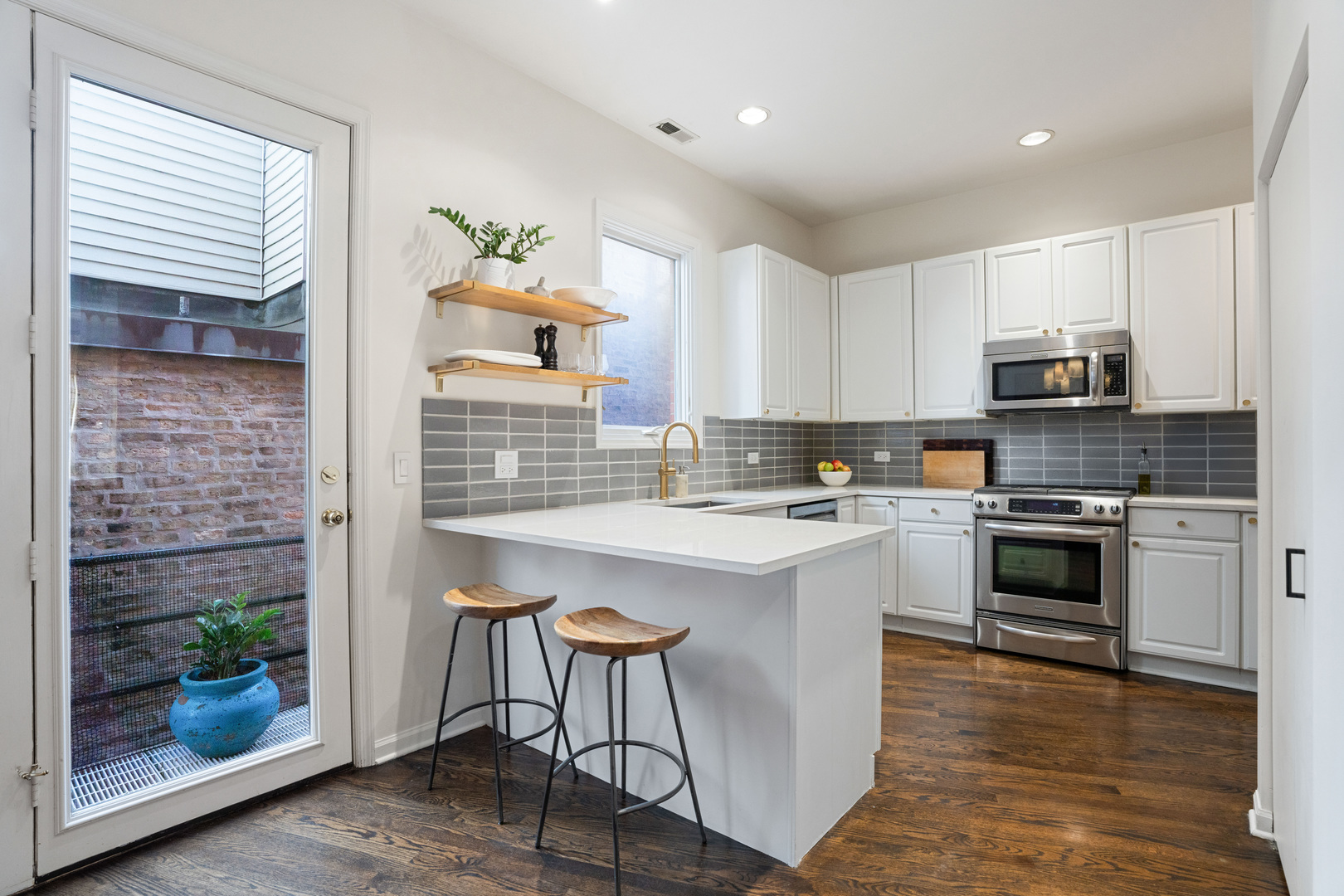 1149 W Armitage Avenue Unit: B