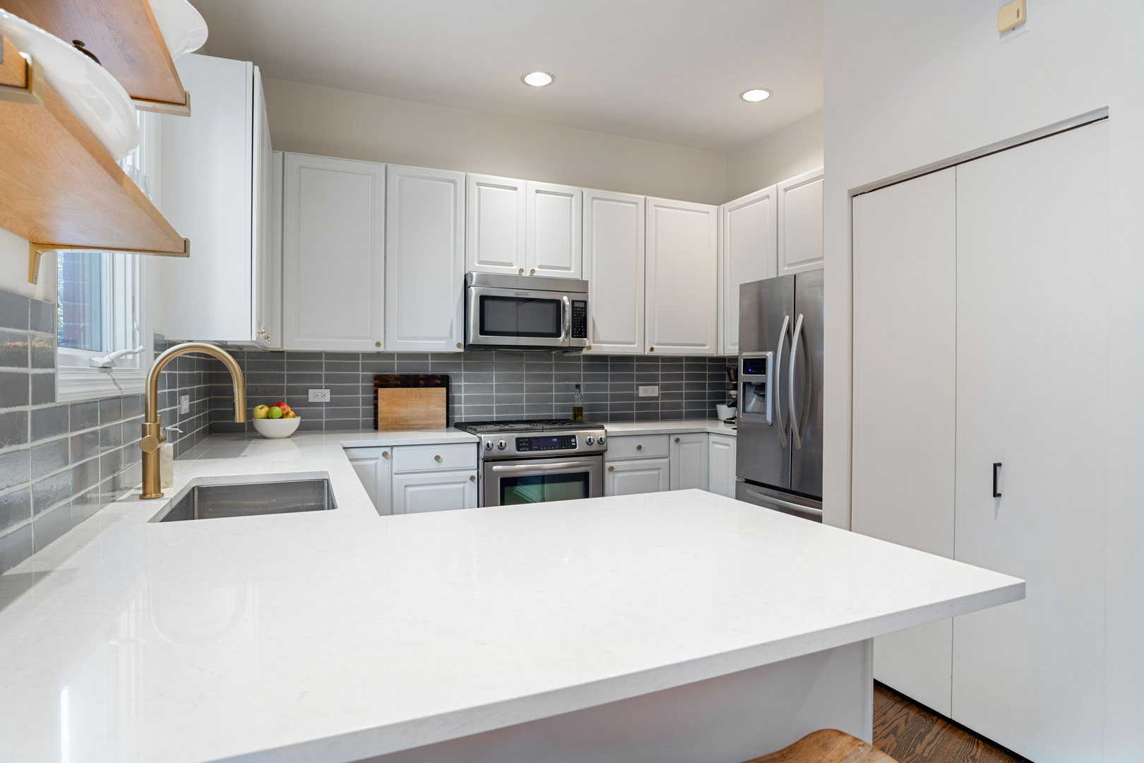1149 W Armitage Avenue Unit: B